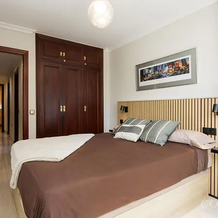 Grand Beachfront - Apartment Cadiz