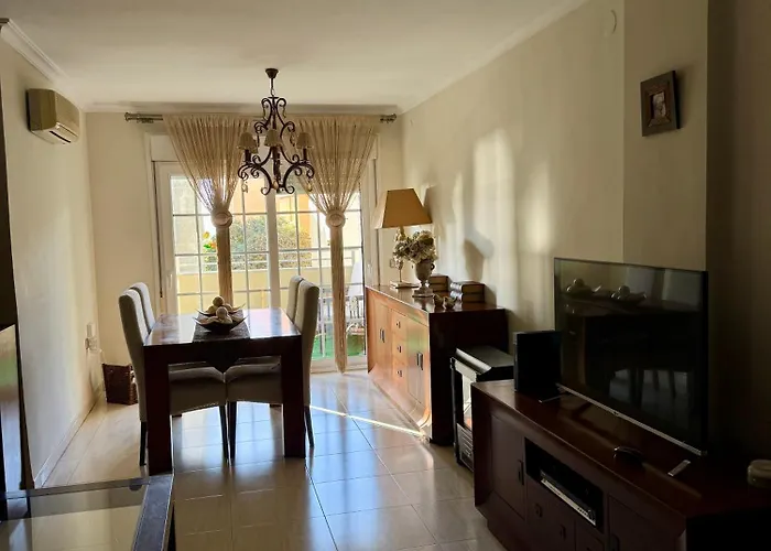 Grand Beachfront - Apartamento *